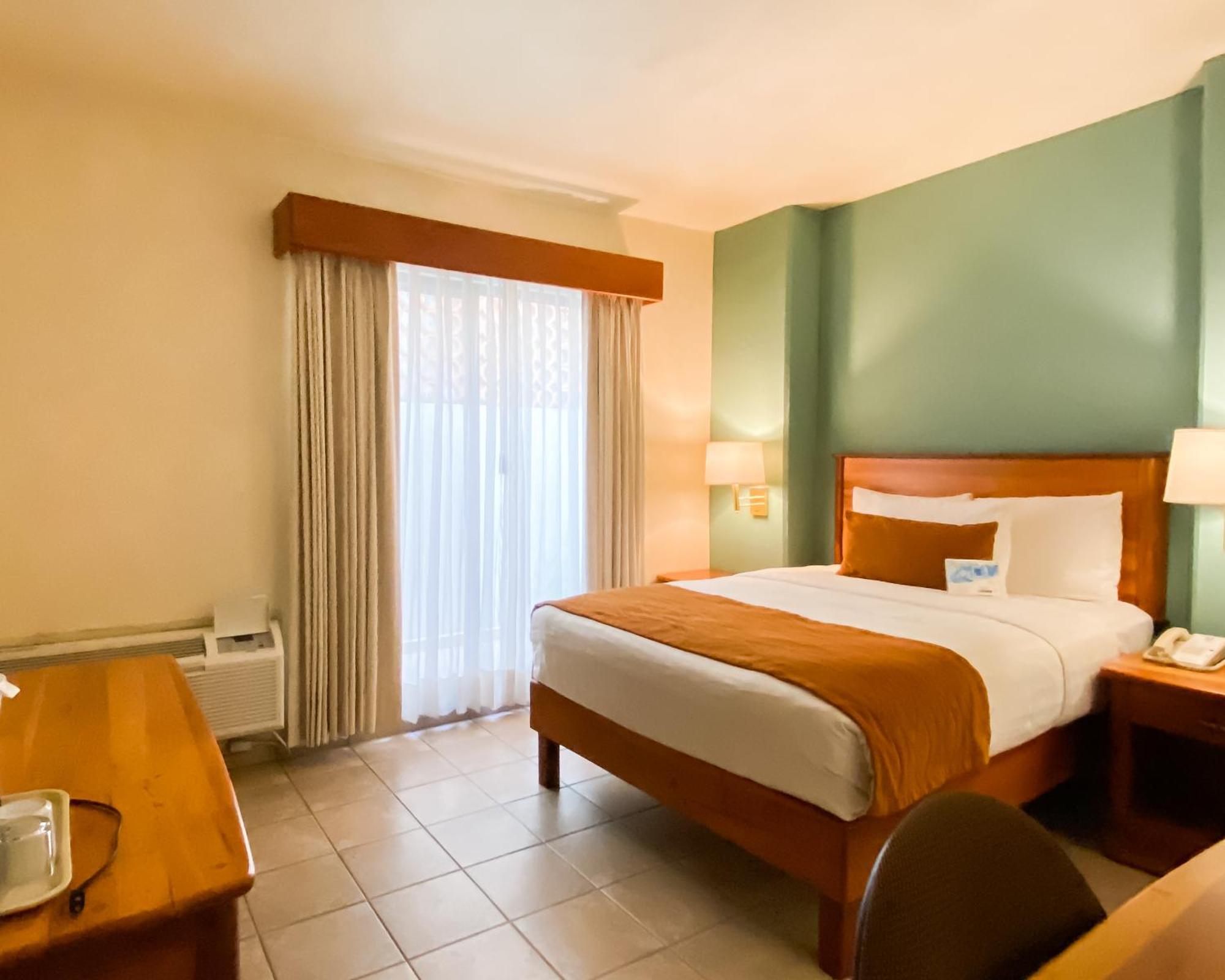 Comfort Inn Тампіко Екстер'єр фото